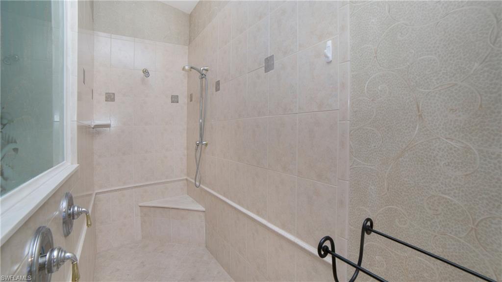 1534 SW 49th TER