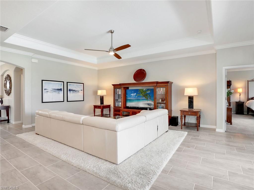 19736 Beechcrest PL