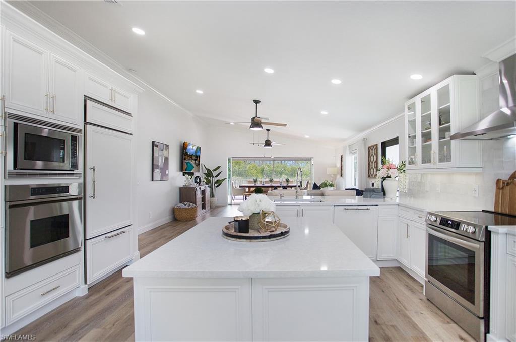 1300 Grand Canal DR