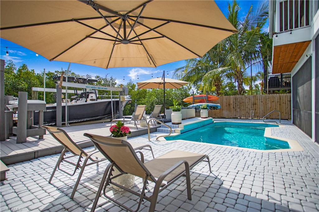 1300 Grand Canal DR