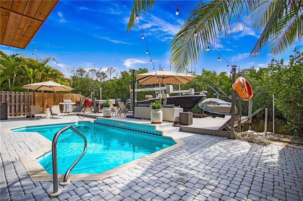 1300 Grand Canal DR