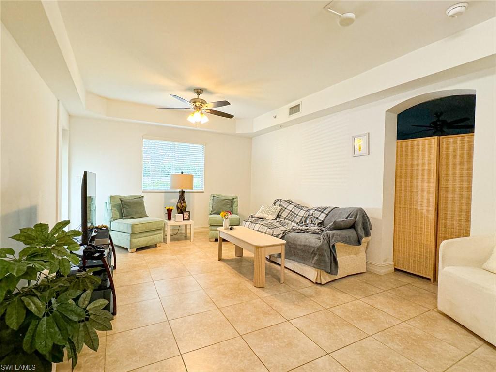 1100 Pine Ridge RD # 105B
