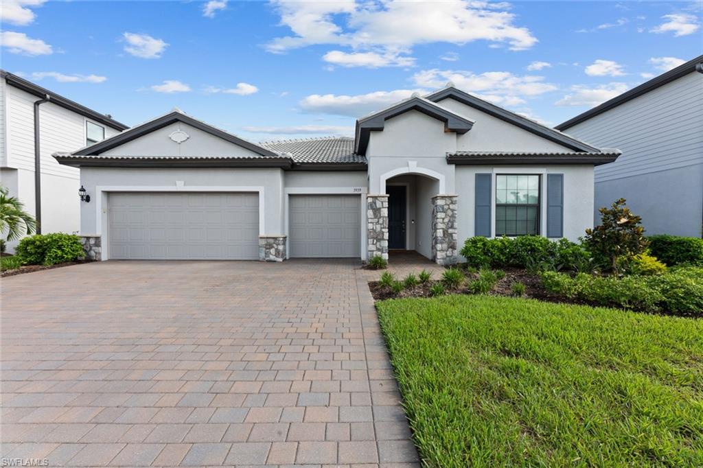 3939 Black Eagle LN