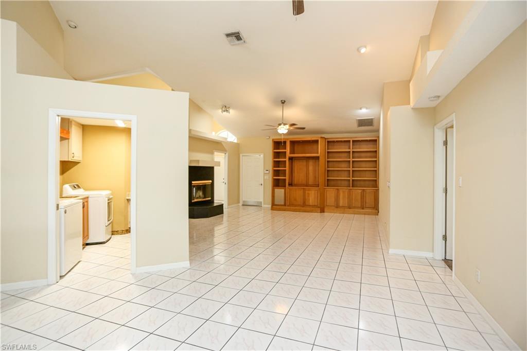1040 Moon Lake DR