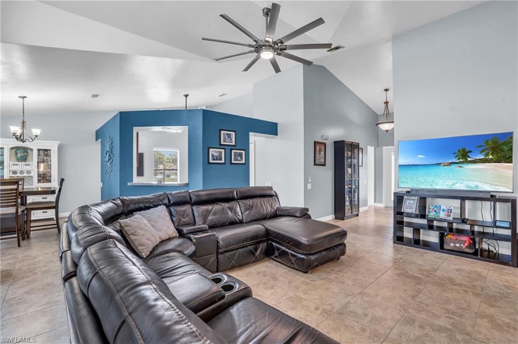 13090 Regent CIR