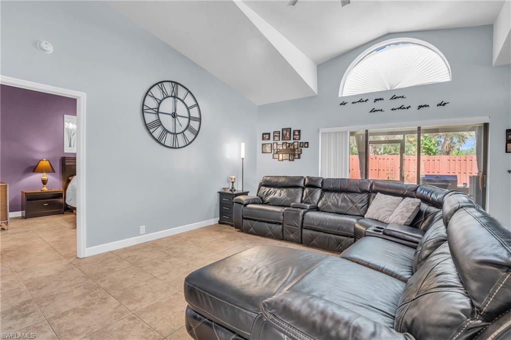 13090 Regent CIR