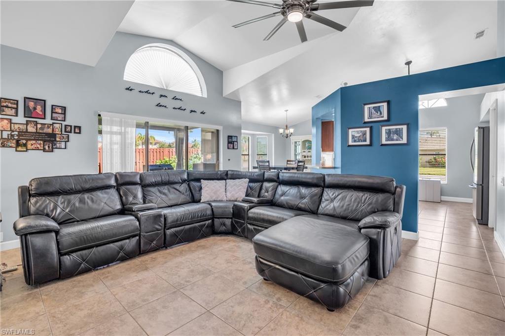 13090 Regent CIR