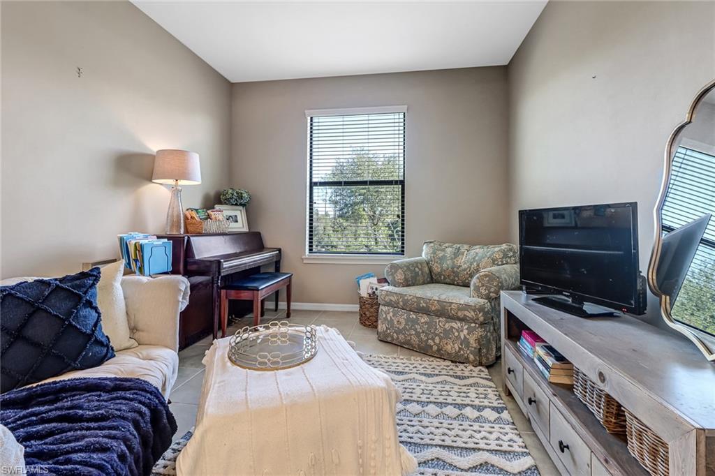 9440 Benvenuto CT # 201 Unit: 3-201