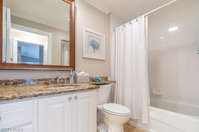 7953 Umberto CT