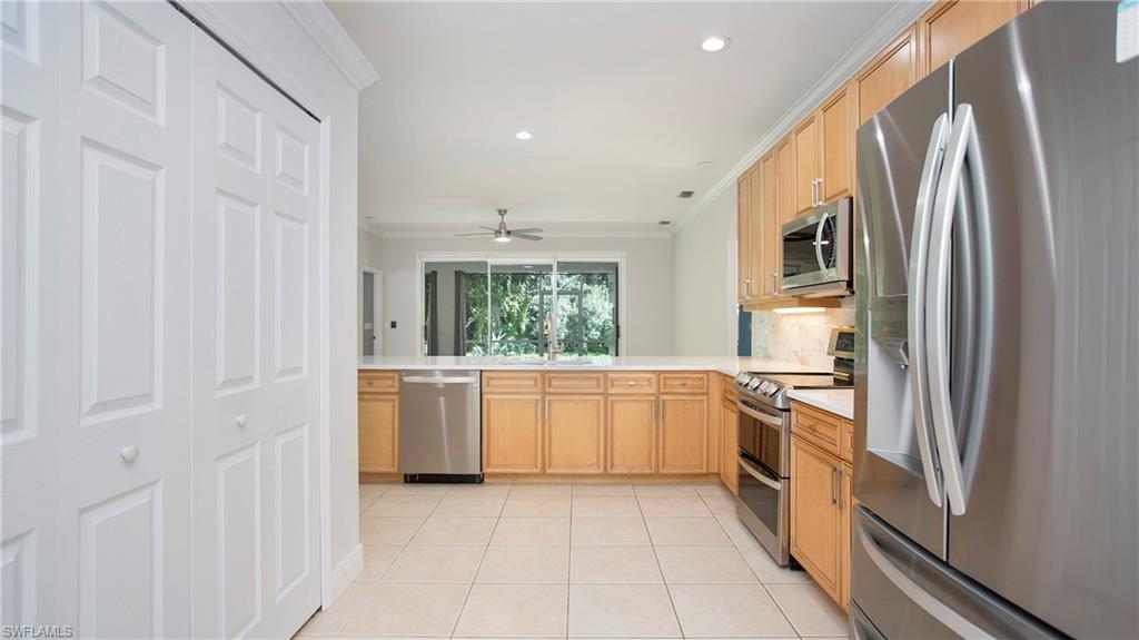 9960 Colonial WALK N