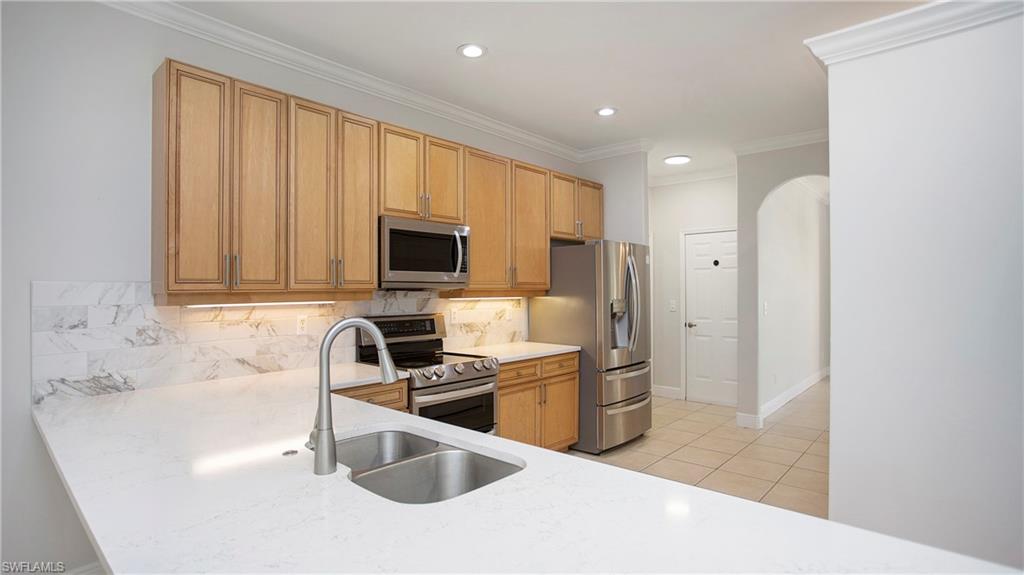 9960 Colonial WALK N