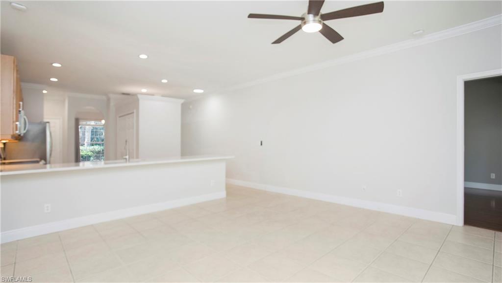 9960 Colonial WALK N