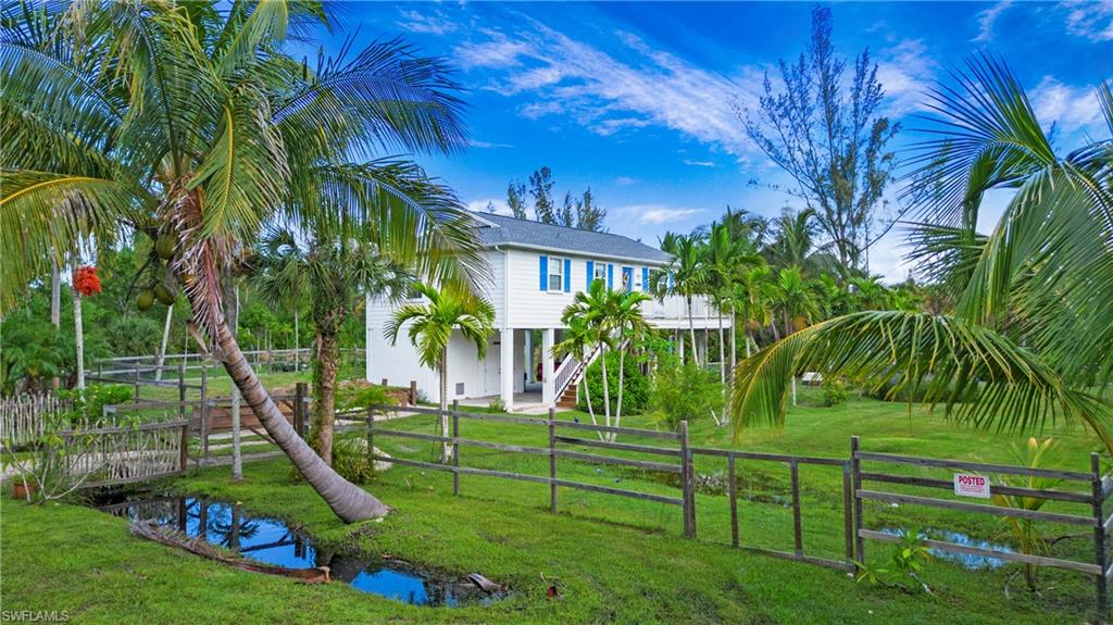 5532 Little House LN