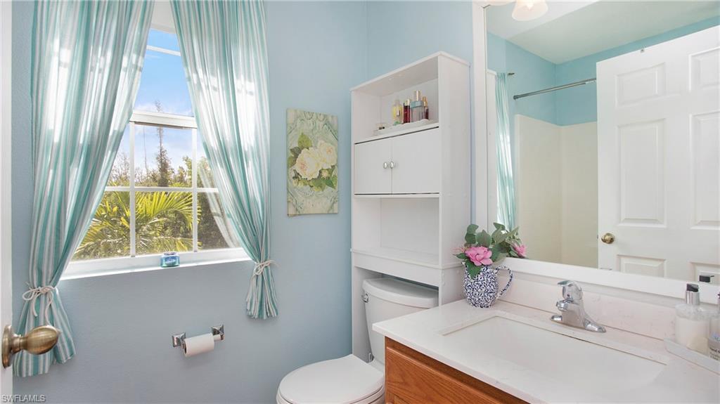 5532 Little House LN