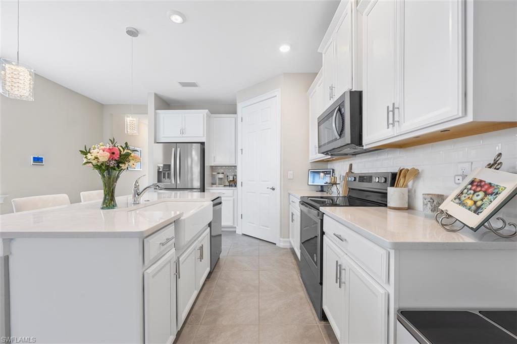 28362 Captiva Shell LOOP