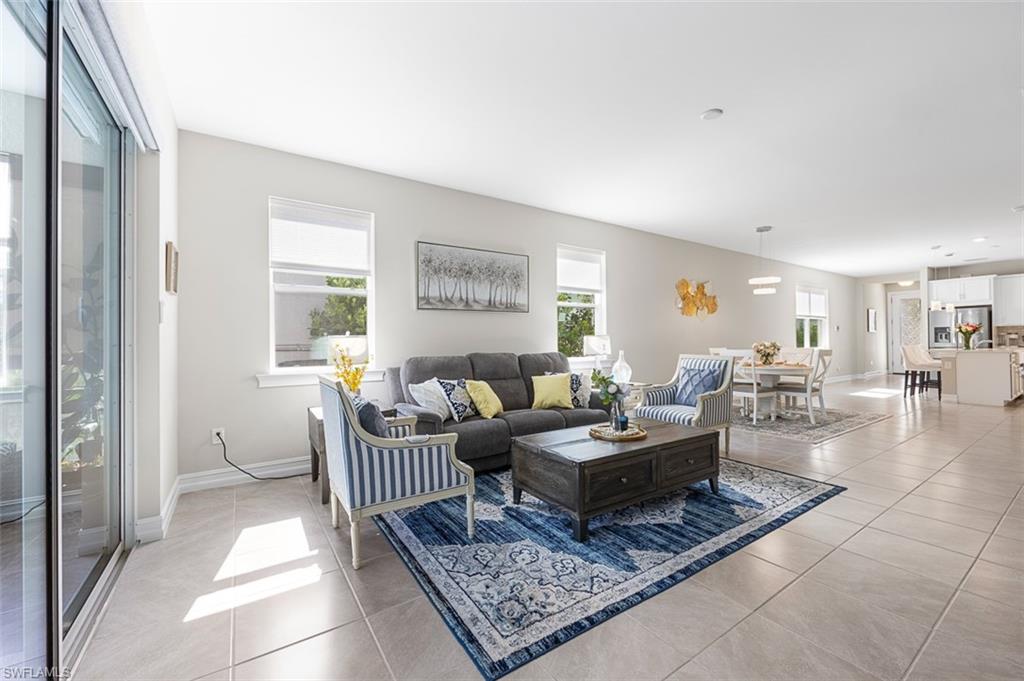 28362 Captiva Shell LOOP