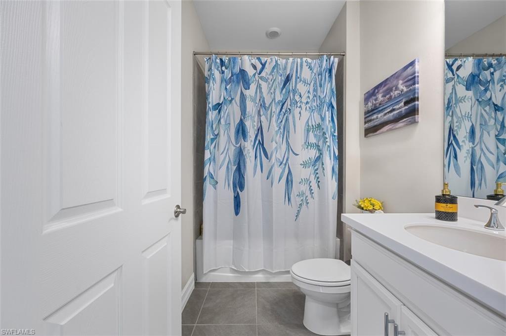 28362 Captiva Shell LOOP