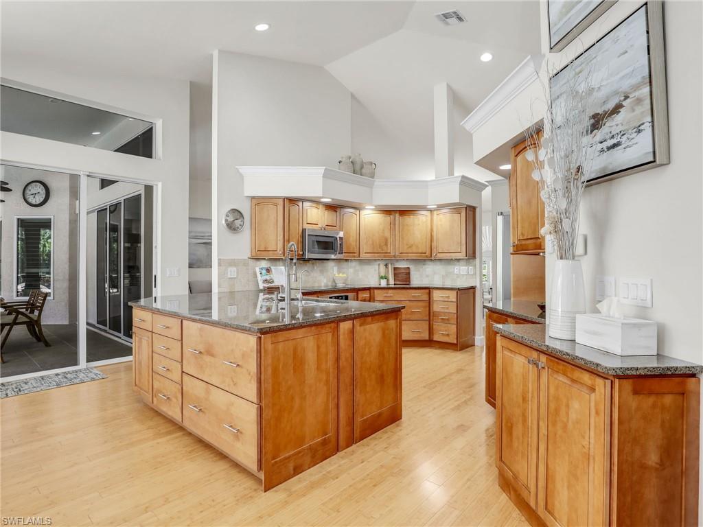 6862 Mill Run CIR