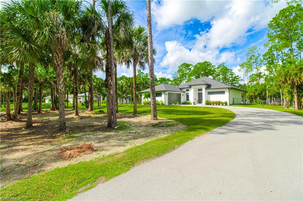 2727 Desoto BLVD S