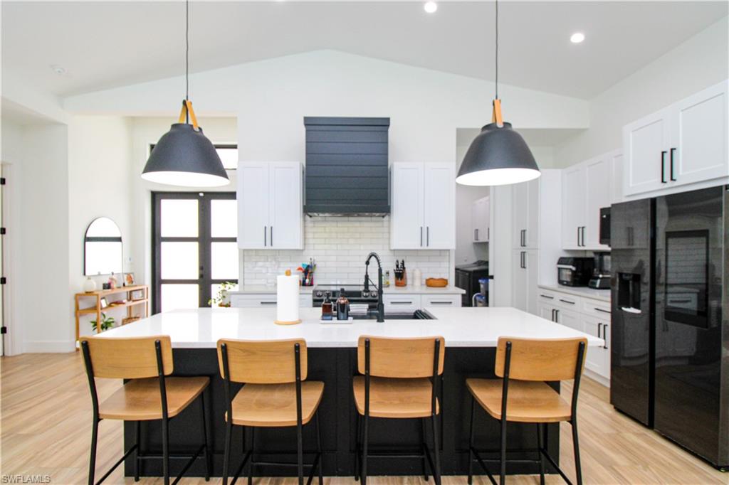 2727 Desoto BLVD S