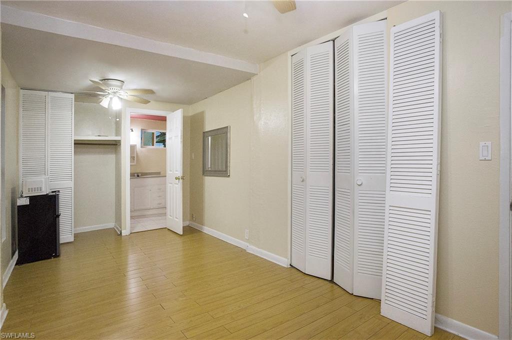 712 Camellia DR