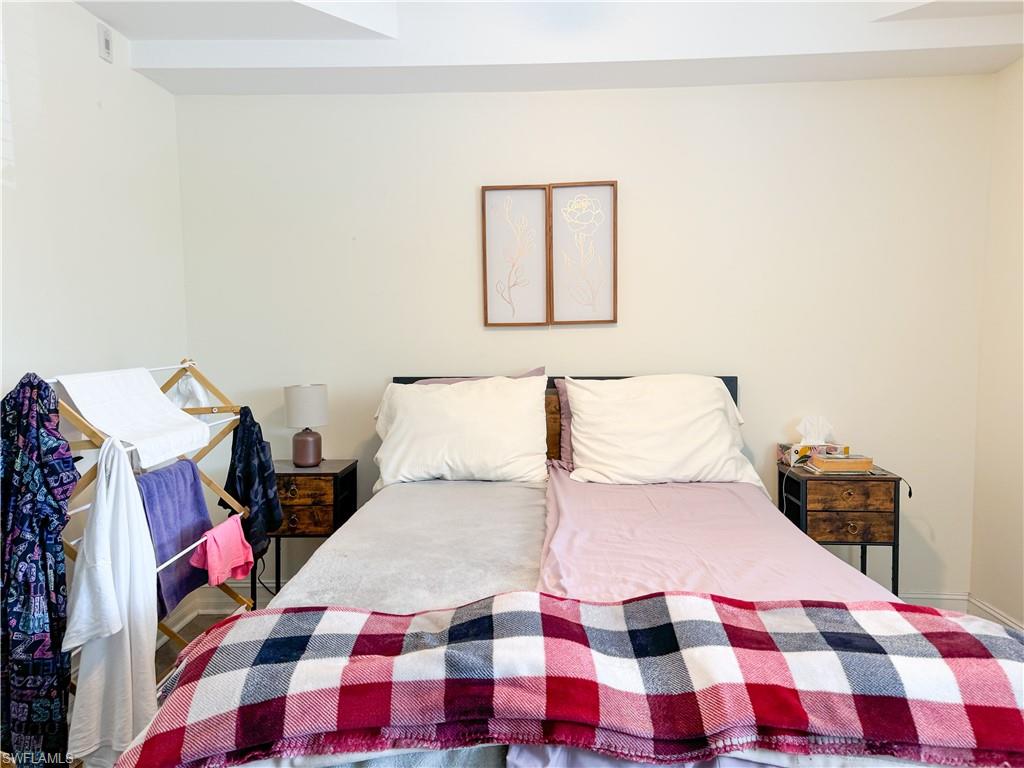 1100 Pine Ridge RD # 201B Unit: #201B