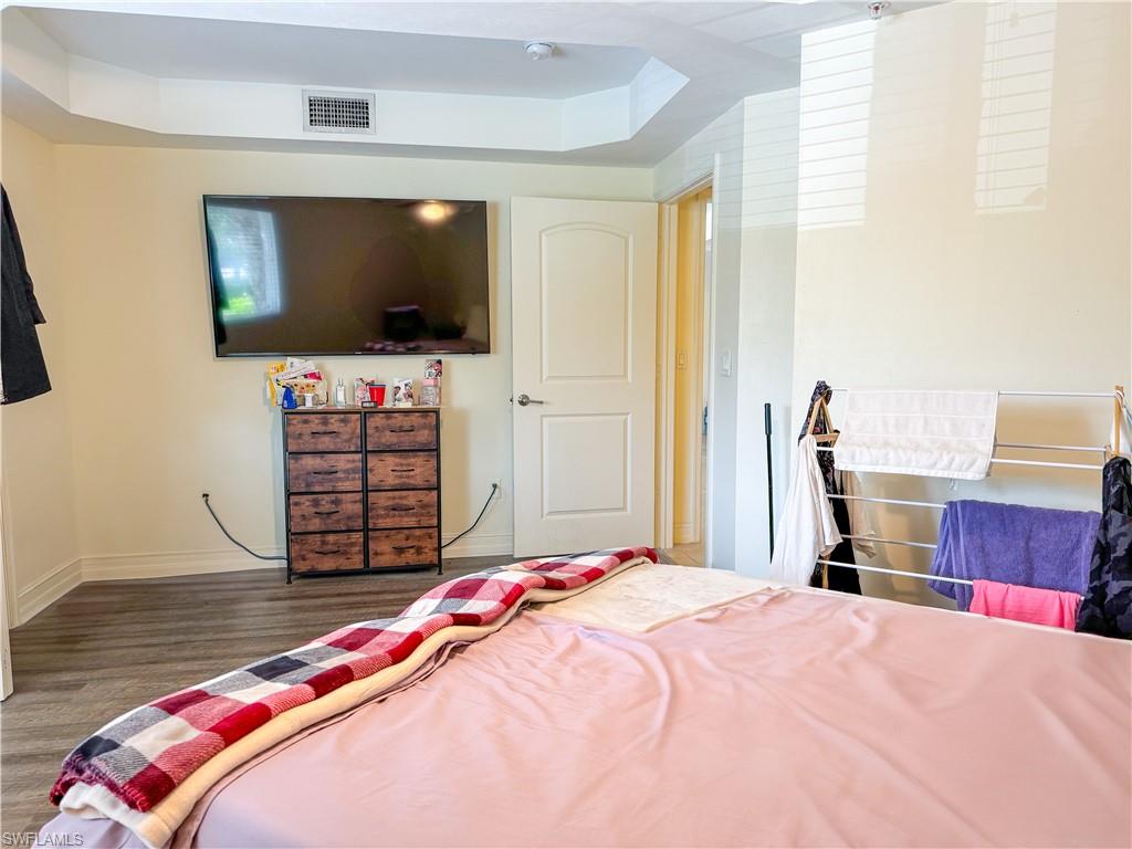 1100 Pine Ridge RD # 201B Unit: #201B