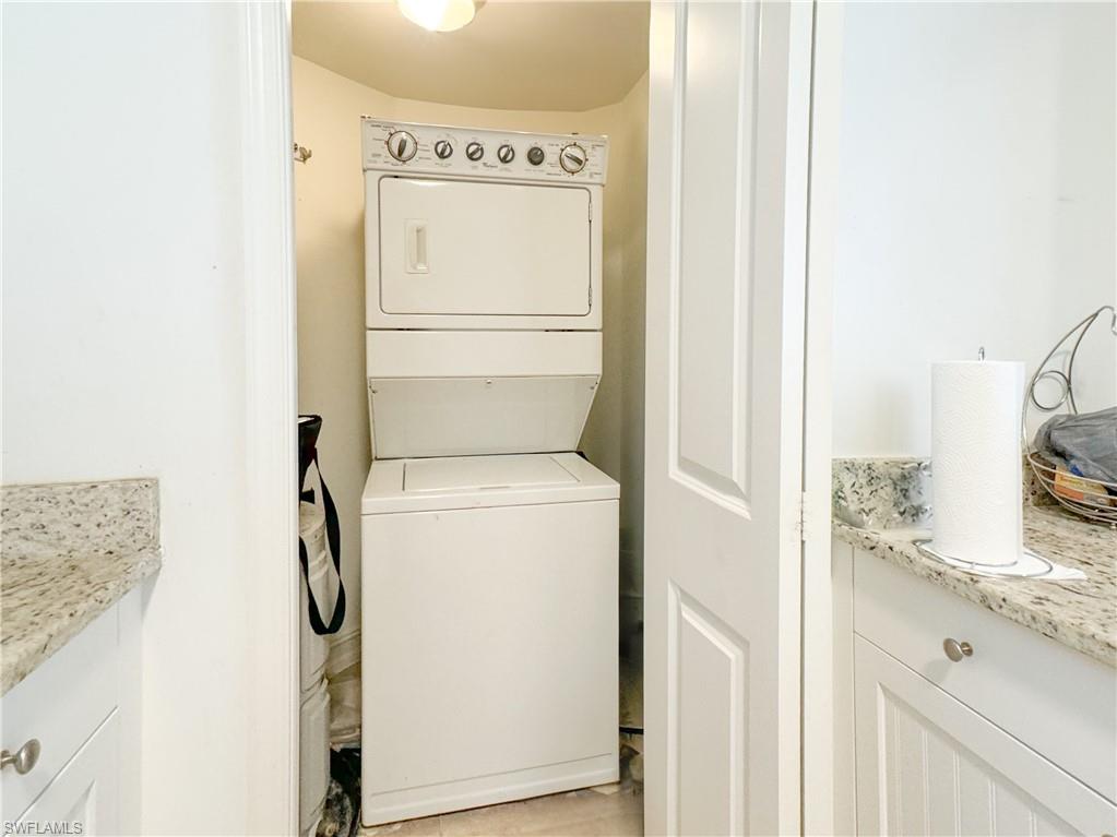 1100 Pine Ridge RD # 201B Unit: #201B