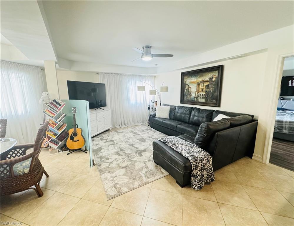 1100 Pine Ridge RD # 401B