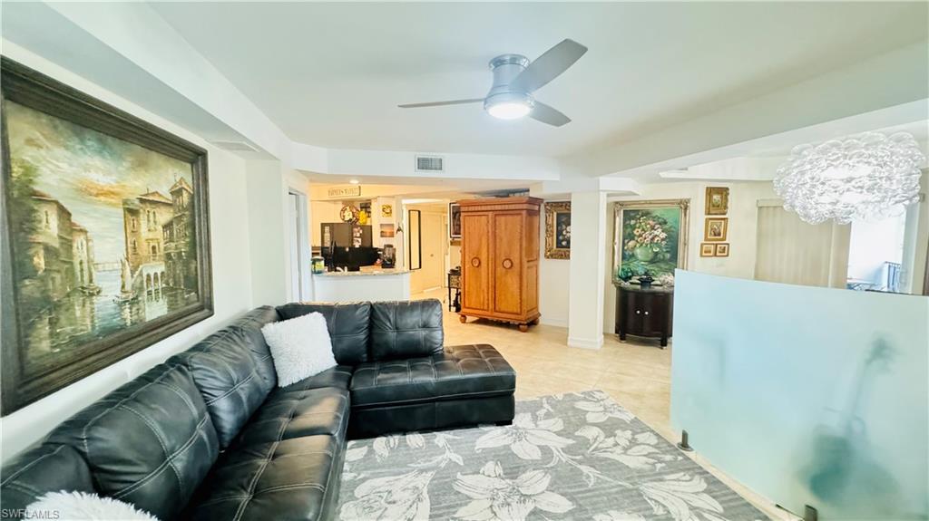 1100 Pine Ridge RD # 401B