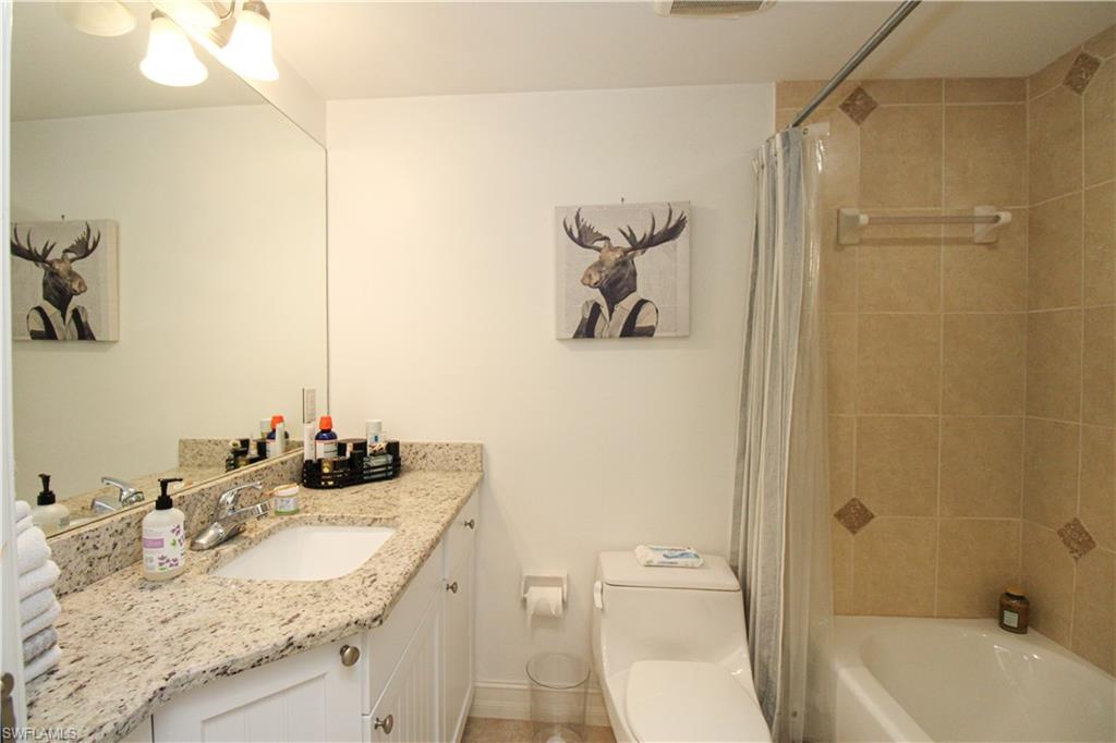 1100 Pine Ridge RD # 301B Unit: #301B