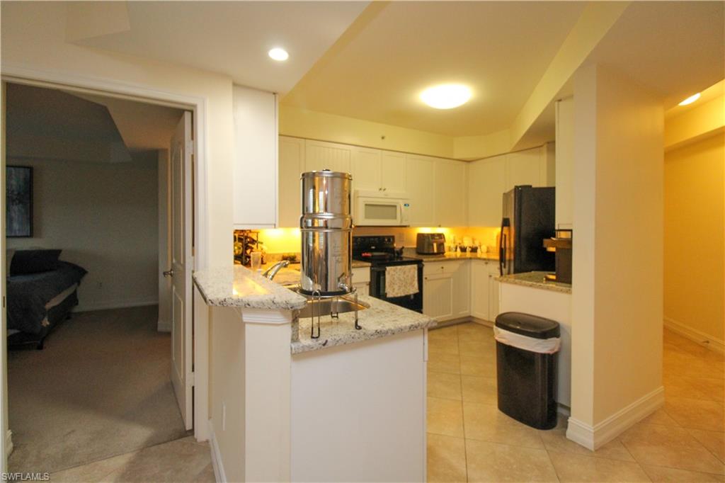 1100 Pine Ridge RD # 301B Unit: #301B