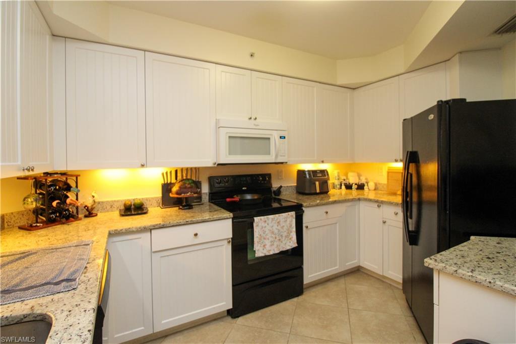 1100 Pine Ridge RD # 301B Unit: #301B