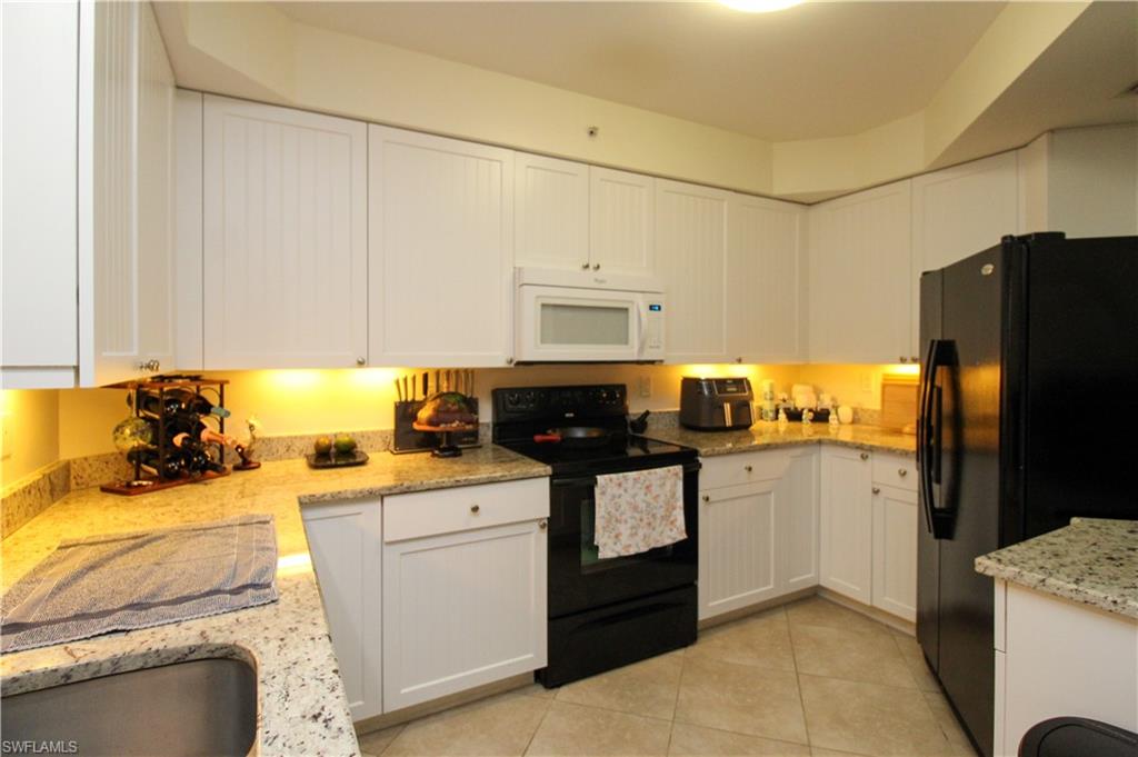 1100 Pine Ridge RD # 301B Unit: #301B