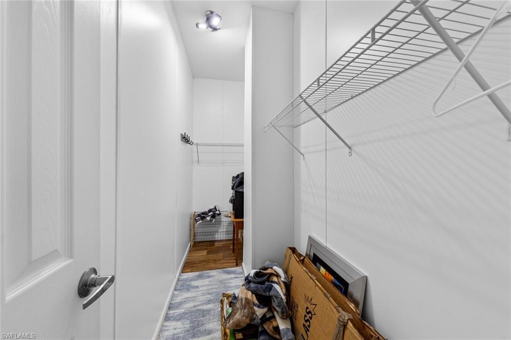 22 Enchanting BLVD # 22 Unit: E-22