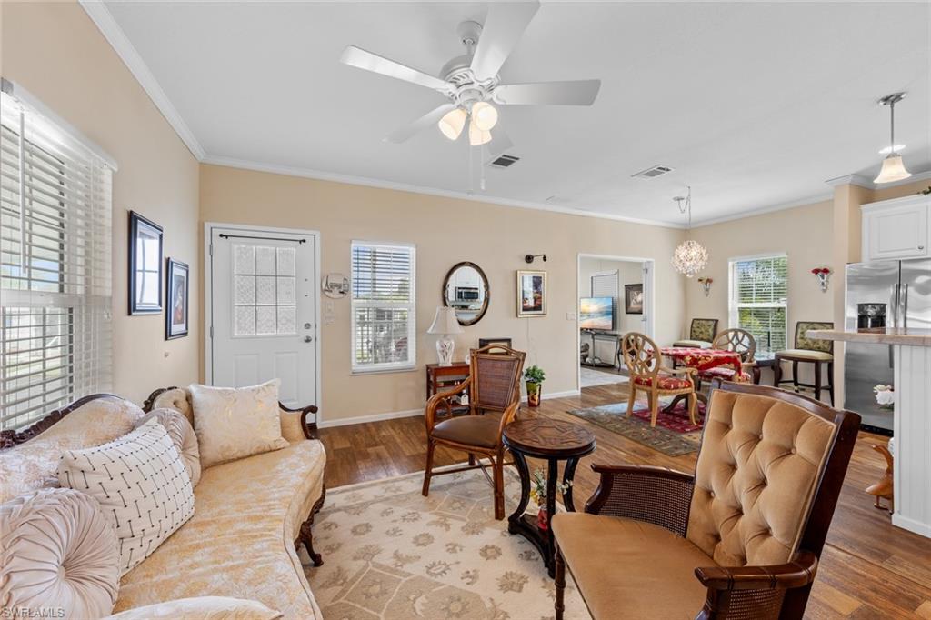 22 Enchanting BLVD # 22 Unit: E-22