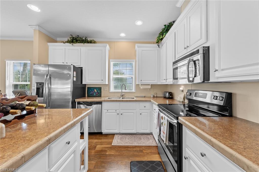22 Enchanting BLVD # 22 Unit: E-22