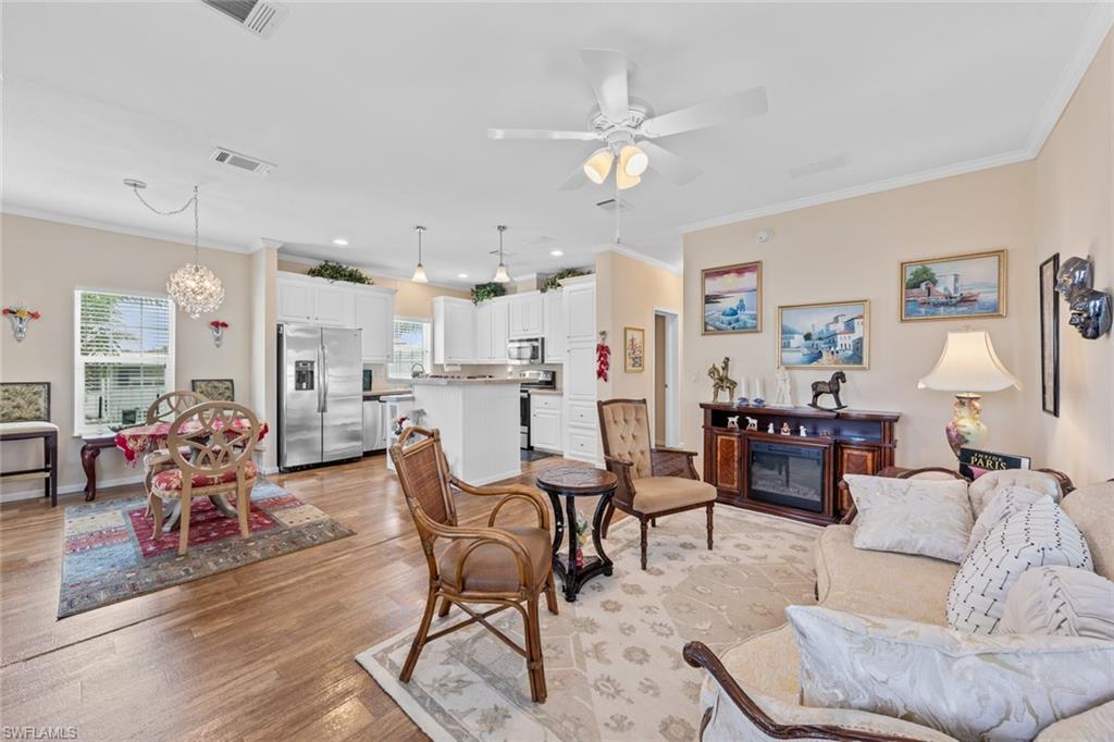 22 Enchanting BLVD # 22 Unit: E-22