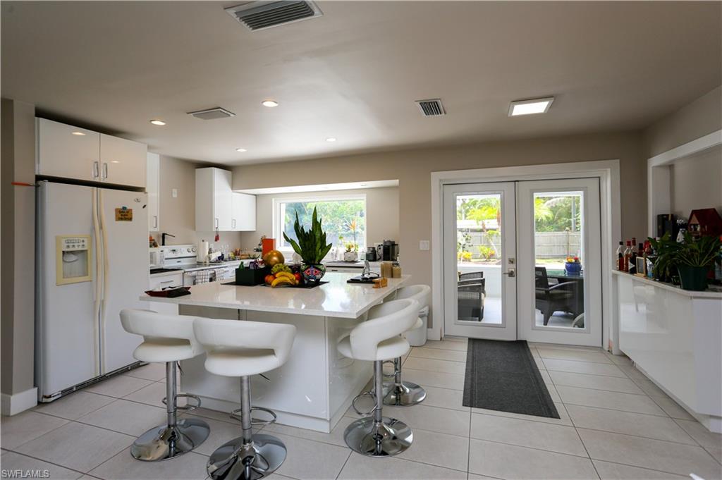 1171 Rainbow DR