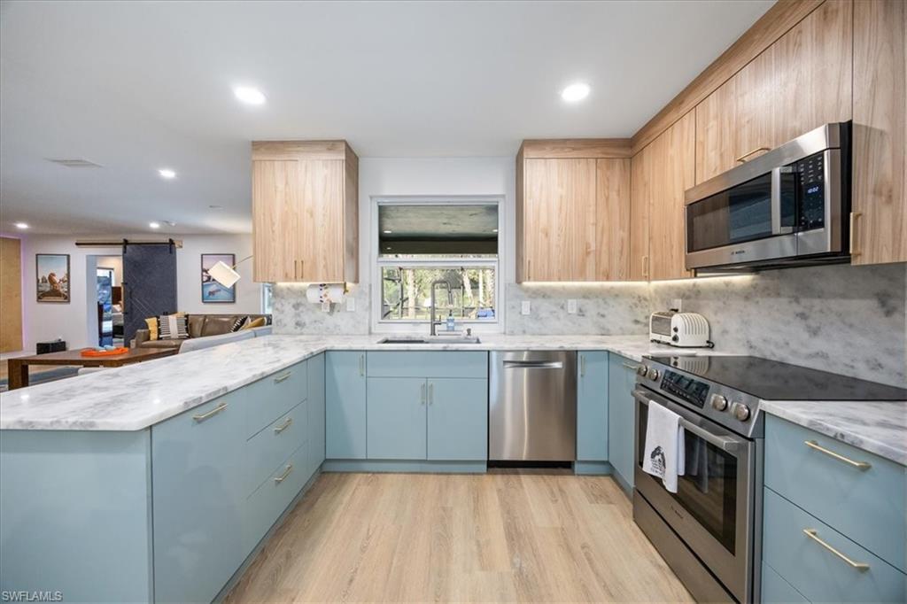 5311 Hickory Wood DR