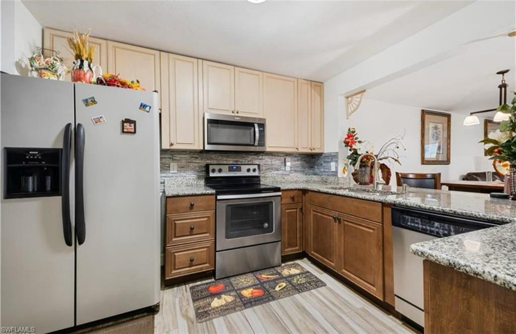 613 Squire CIR # 104