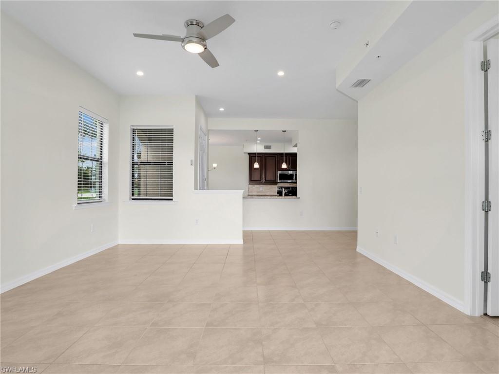 11301 Monte Carlo BLVD SE # 102