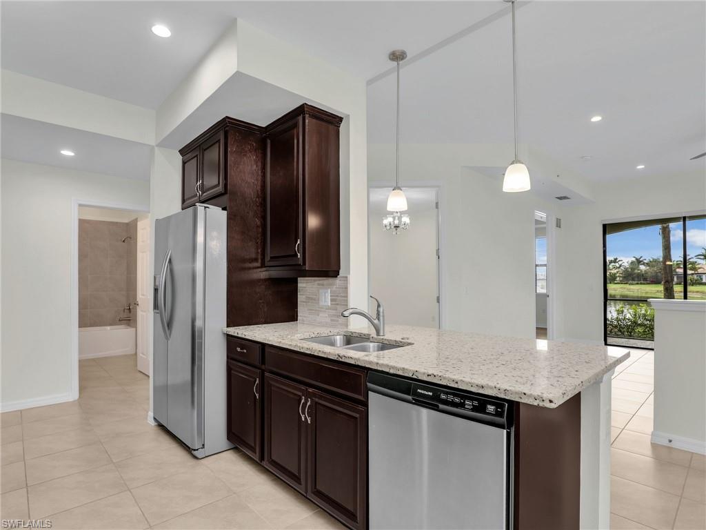 11301 Monte Carlo BLVD SE # 102