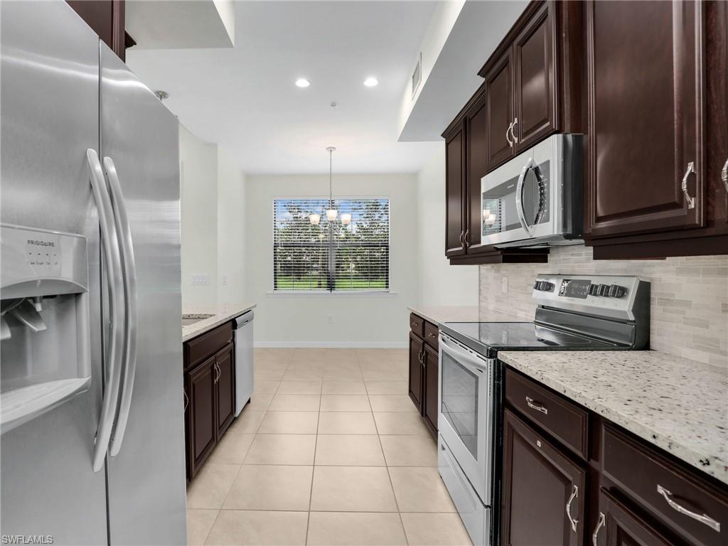 11301 Monte Carlo BLVD SE # 102