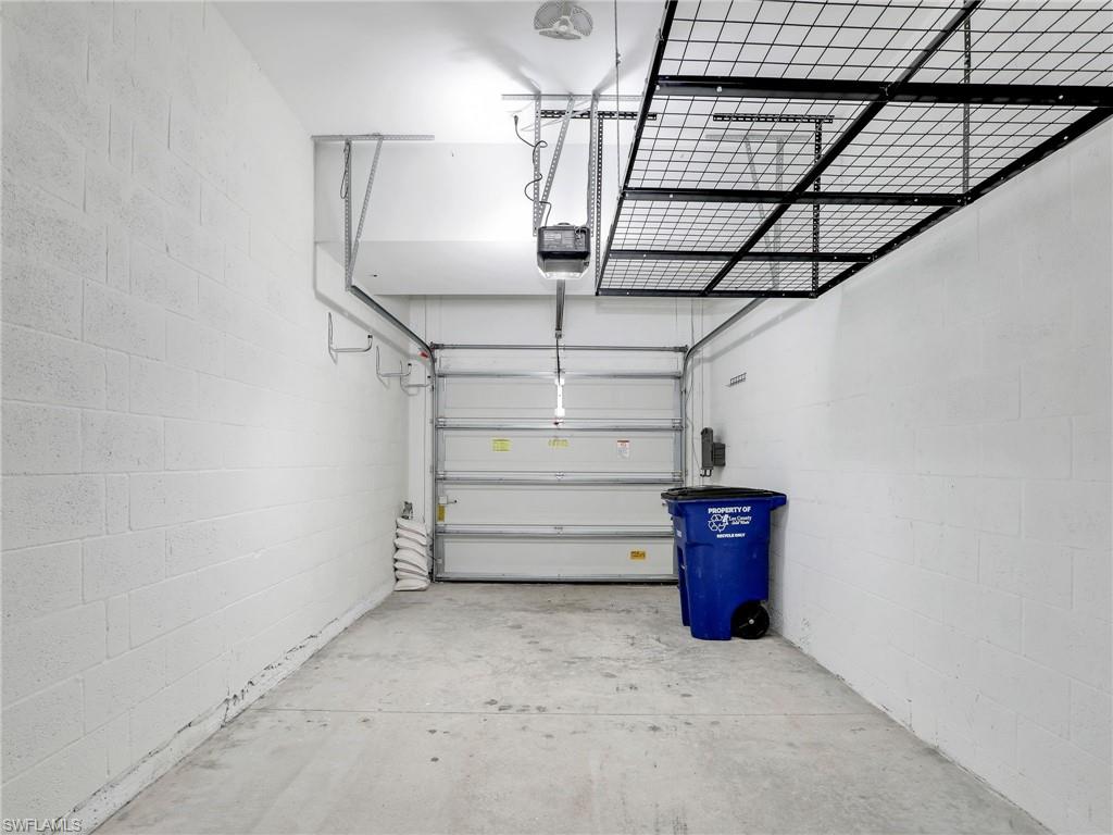 11301 Monte Carlo BLVD SE # 102