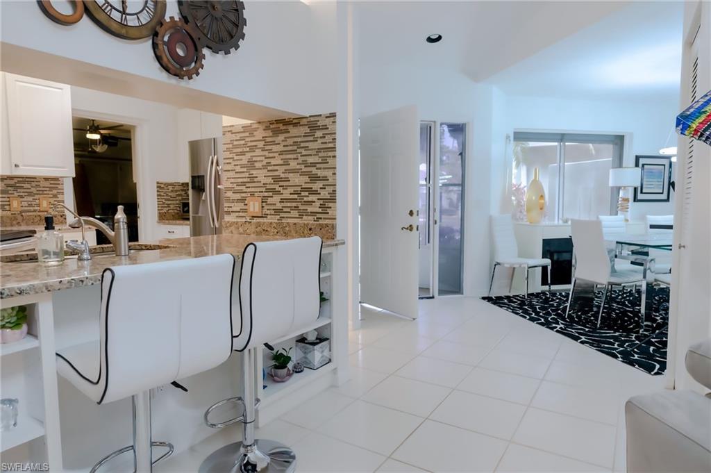 21715 Sungate CT # 303