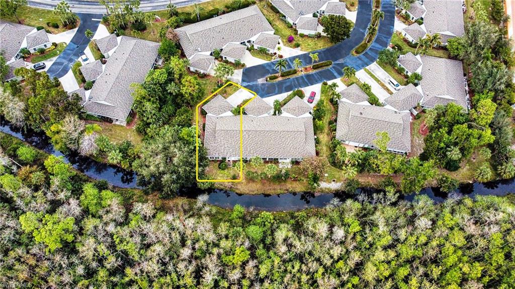 21715 Sungate CT # 303