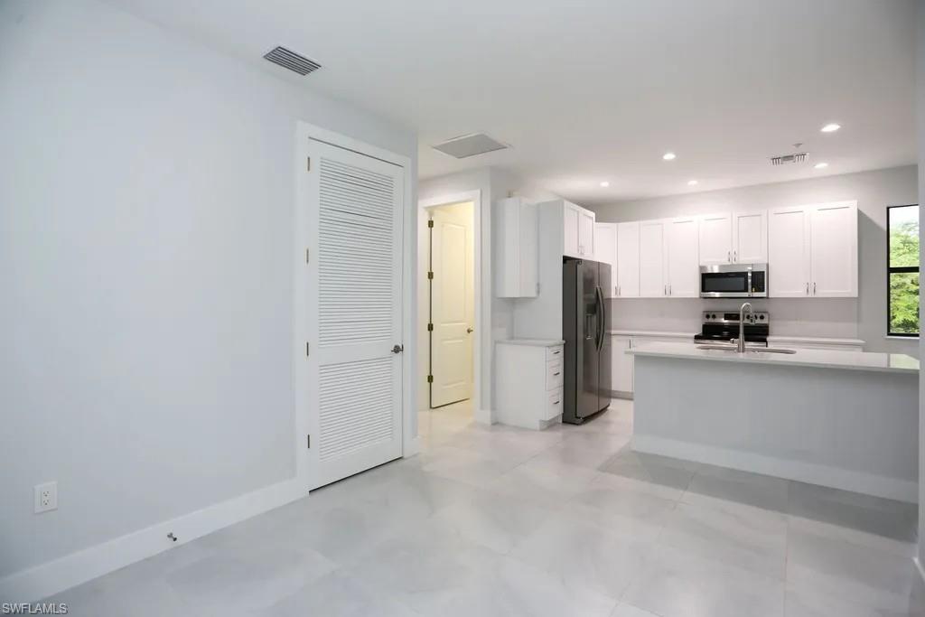 3030 Thomasson DR # 201