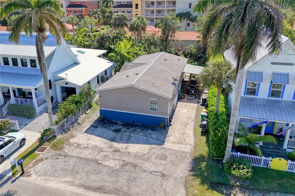 162 Jeepers DR