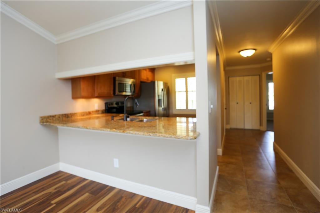2568 Kings Lake BLVD # 201